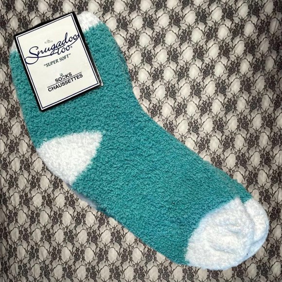 fuzzy ankle socks teal and white - Picture 1 of 4
